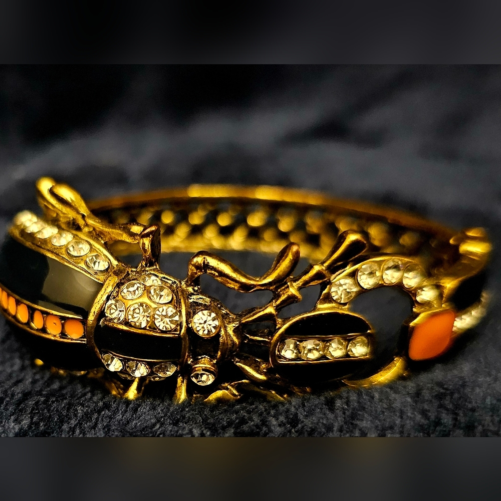Vintage Gold Scarab Bracelet